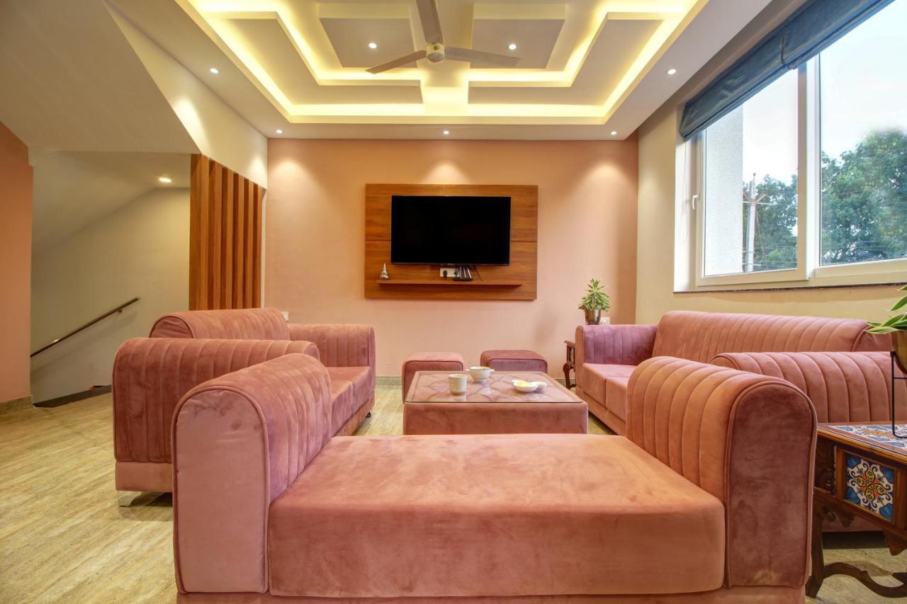 Euphoria Luxury Villa - 5Bhk - Private Pool - Jacuzzi, Baga Eksteriør bilde